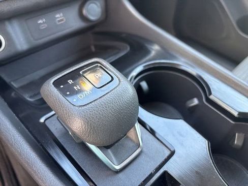 Used 2023 Nissan Rogue SV FWD image 23