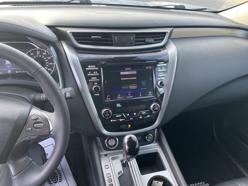 Used 2023 Nissan Murano SV w/ SV Midnight Edition Package image 17