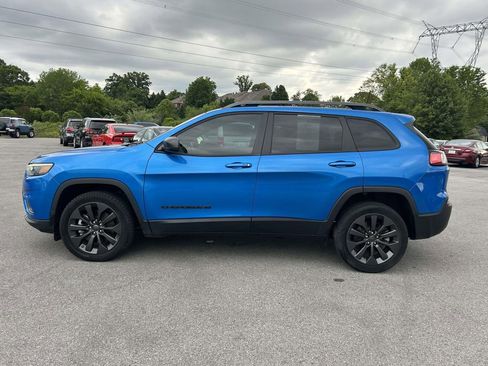 Used 2021 Jeep Cherokee Latitude Lux 80th Anniv w/ Quick Order Package 26U 80TH FWD image 6
