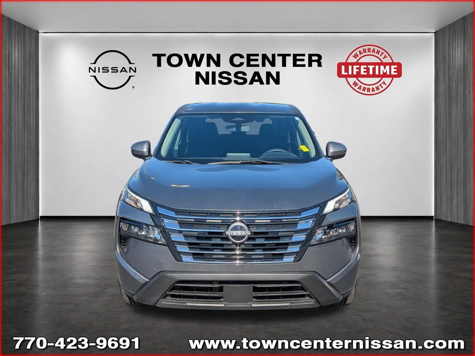 Used 2024 Nissan Rogue SV AWD/4WD image 2