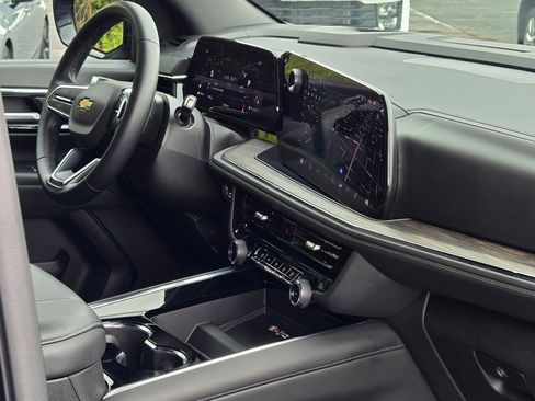 Certified 2025 Chevrolet Tahoe LT AWD/4WD image 9