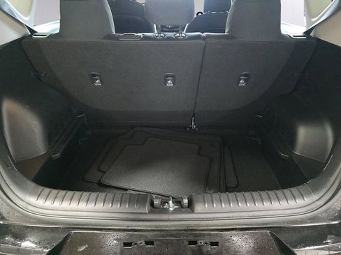 Used 2025 Kia Soul LX w/ LX Technology Package FWD image 18