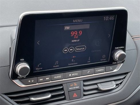 Used 2019 Nissan Altima 2.5 SR w/ SR Premium Package image 16