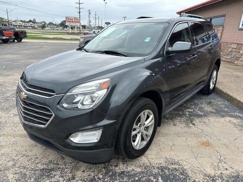 Used 2017 Chevrolet Equinox LT w/ Convenience Package image 5
