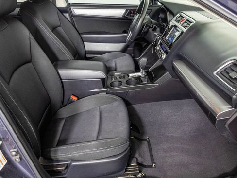 Used 2017 Subaru Legacy 2.5i image 41