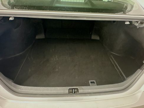 Used 2025 Toyota Camry LE FWD image 30
