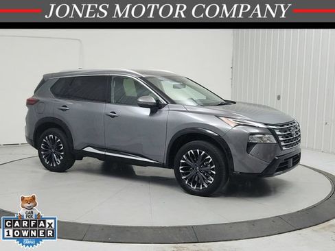 Used 2026 Nissan Rogue Platinum w/ Platinum Premium Package AWD/4WD image 1