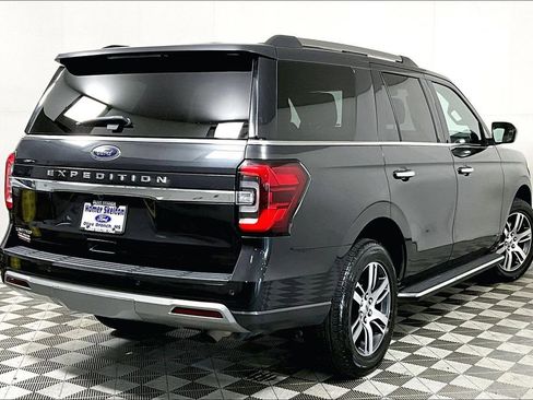 Used 2023 Ford Expedition Limited image 12