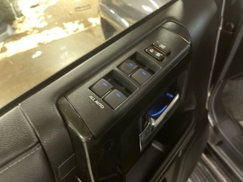 Used 2019 Toyota 4Runner Limited AWD/4WD image 15