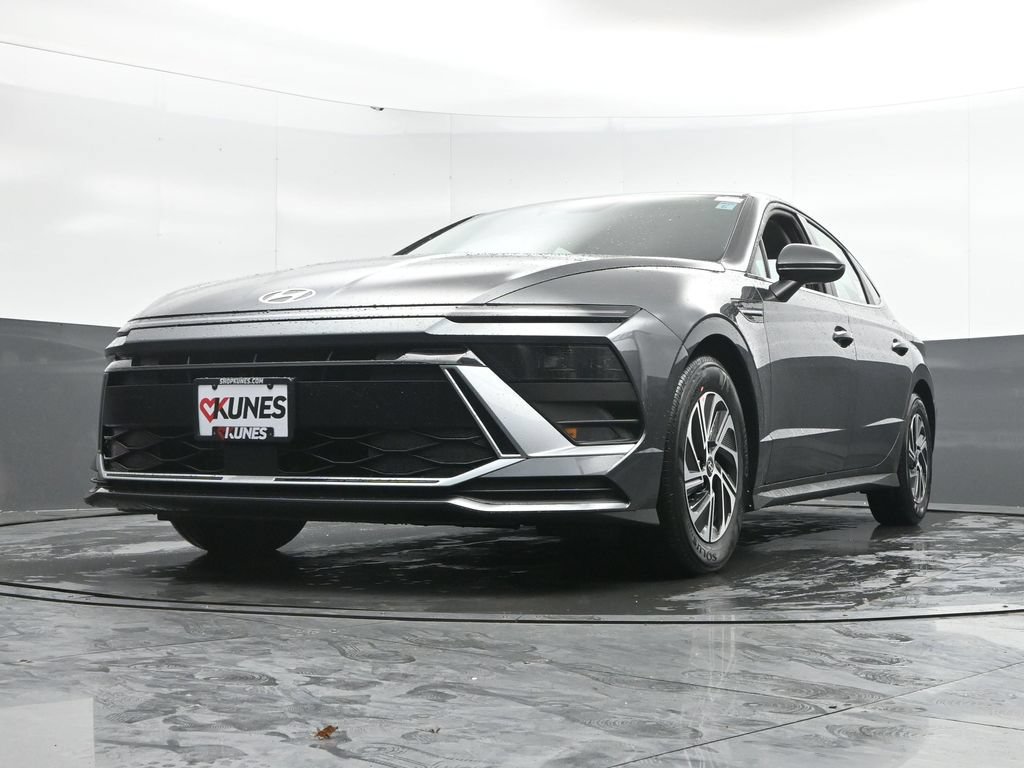 New 2026 Hyundai Sonata Blue FWD image 44