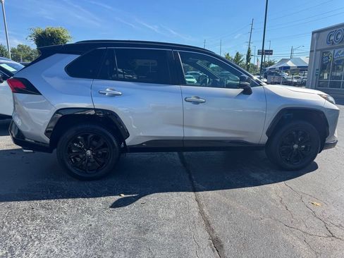 Used 2022 Toyota RAV4 XSE AWD/4WD image 7