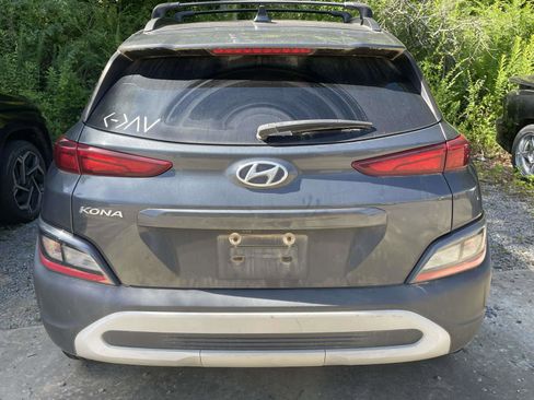 Certified 2022 Hyundai Kona SEL FWD image 3
