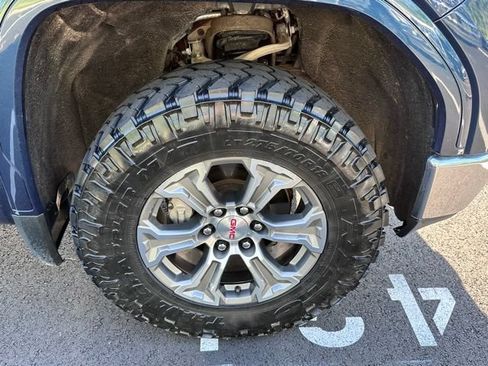 Used 2021 GMC Sierra 1500 SLE AWD/4WD image 12