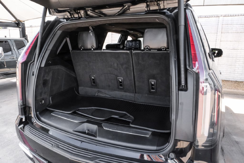 Used 2021 Cadillac Escalade Premium Luxury Platinum AWD/4WD image 53