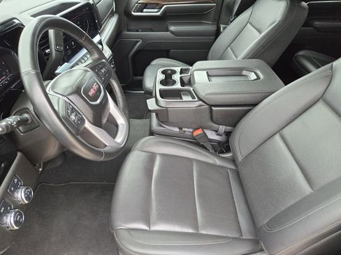 Used 2025 GMC Sierra 1500 SLT AWD/4WD image 8