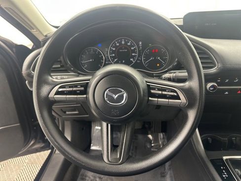 Used 2022 MAZDA MAZDA3 s image 15