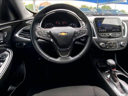 Used 2023 Chevrolet Malibu RS FWD image 6