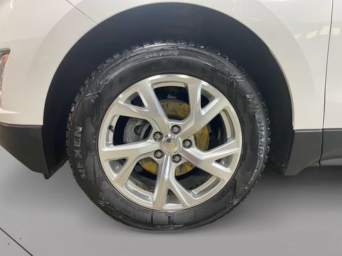 Used 2020 Chevrolet Equinox LT AWD/4WD image 9