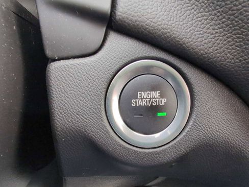 Used 2024 Chevrolet Equinox LT image 16