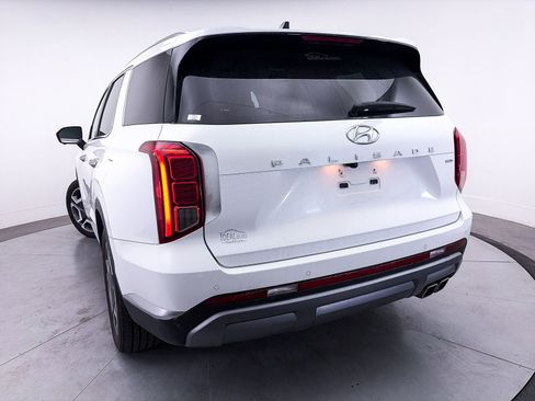 Used 2024 Hyundai Palisade Limited AWD/4WD image 9