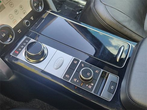 Used 2022 Land Rover Range Rover Westminster Edition image 16