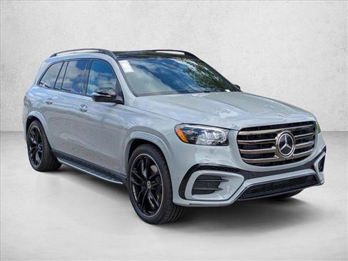 New 2026 Mercedes-Benz GLS 580 4MATIC image 7