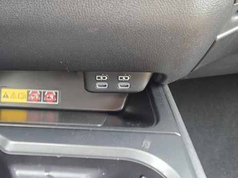 Used 2025 Lexus UX 300h FWD image 26