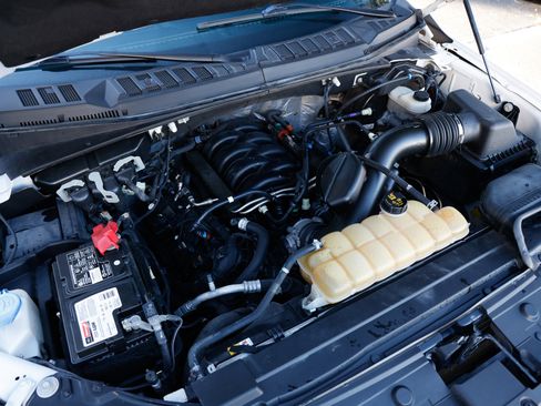 Used 2020 Ford F150 Lariat image 51