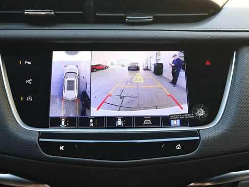 New 2026 Cadillac XT5 Premium Luxury FWD image 21