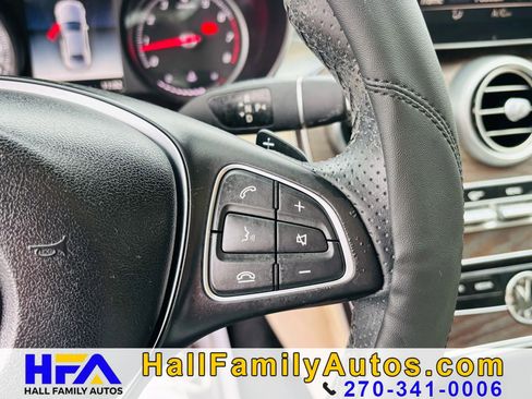 Used 2018 Mercedes-Benz C 300 4MATIC Sedan image 16