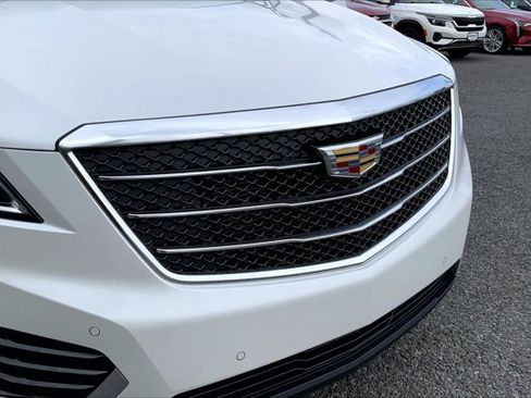 Used 2018 Cadillac XT5 Luxury w/ Driver Awareness Package AWD/4WD image 30