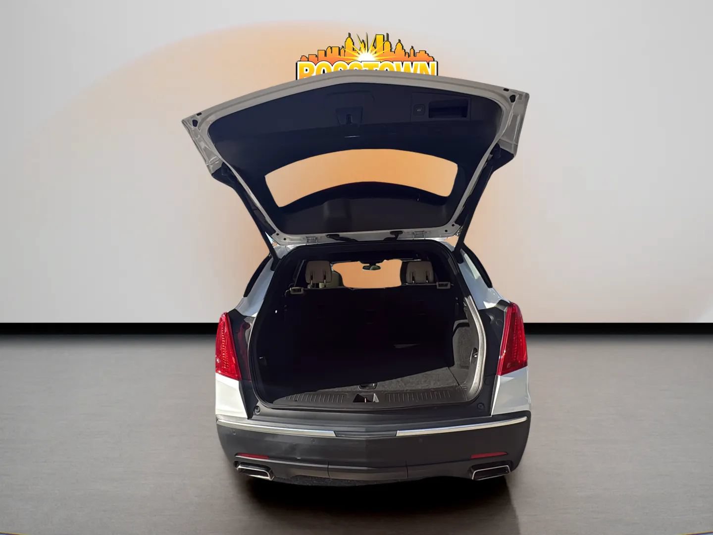 Used 2018 Cadillac XT5 FWD image 24
