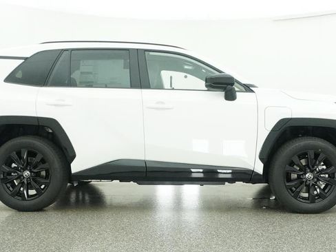 New 2026 Toyota RAV4 SE AWD/4WD image 27