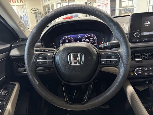 Used 2024 Honda Accord EX image 14