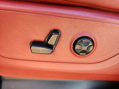 Used 2019 RAM 1500 Rebel image 12