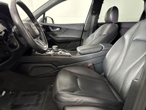 Used 2019 Audi Q7 3.0T Prestige image 10