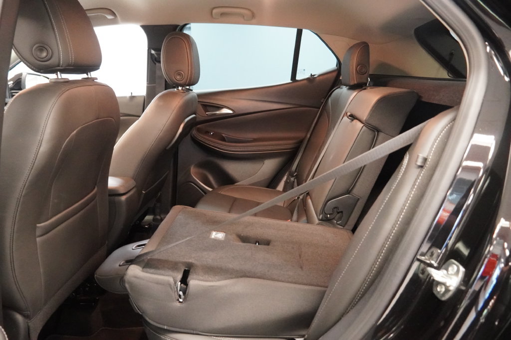 Used 2024 Buick Encore GX Avenir w/ Avenir Convenience Package AWD/4WD image 29