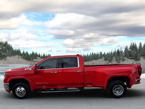 Used 2021 GMC Sierra 3500 SLT w/ SLT Convenience Package image 6