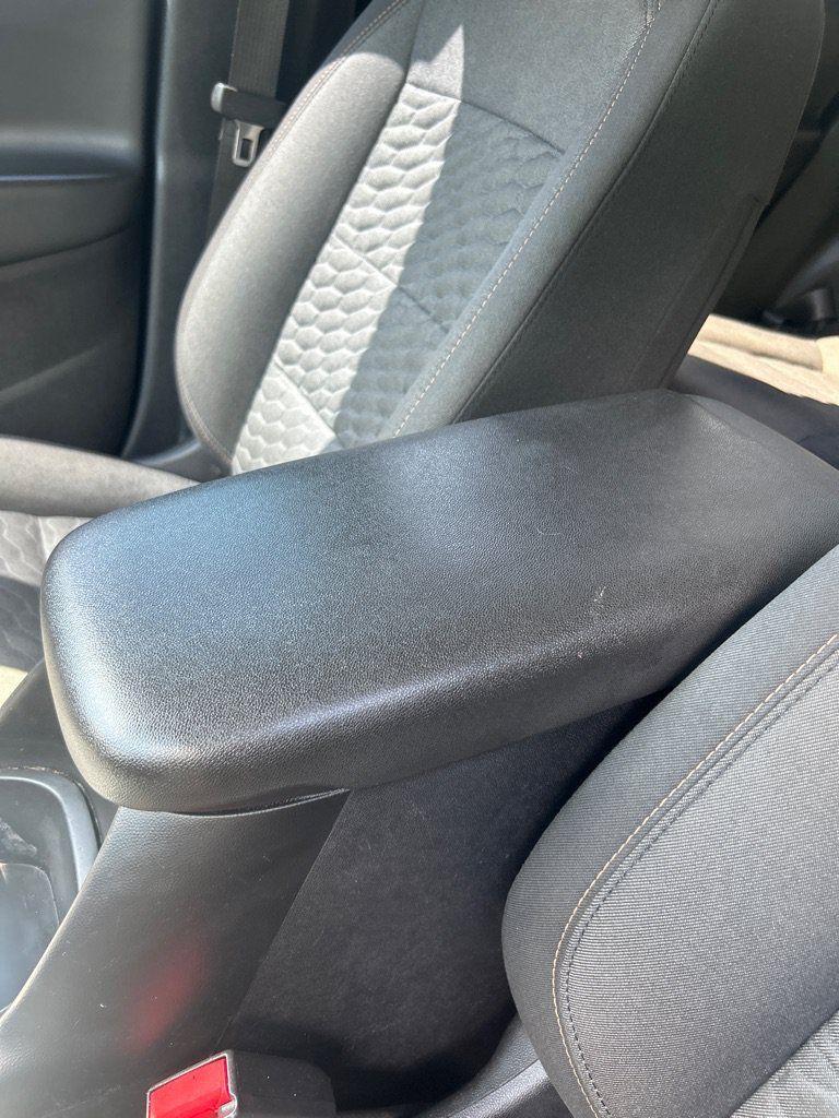 Used 2019 Chevrolet Equinox LT FWD image 14