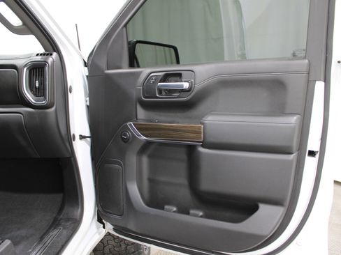 Used 2020 Chevrolet Silverado 1500 LT w/ All-Star Edition image 27