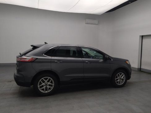 Used 2023 Ford Edge SEL image 10