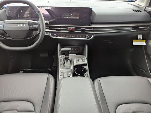 New 2026 Kia Sportage SX FWD image 15