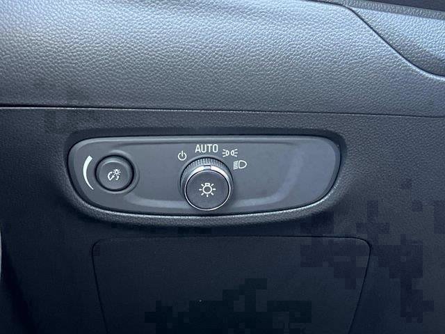 Certified 2024 Buick Encore GX Sport Touring w/ Advanced Technology Package FWD image 28