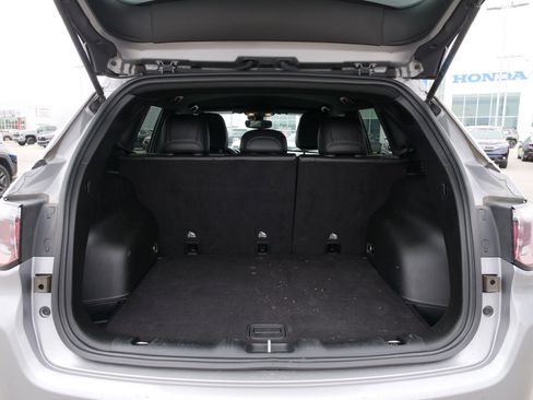 Used 2024 Jeep Compass Latitude image 13