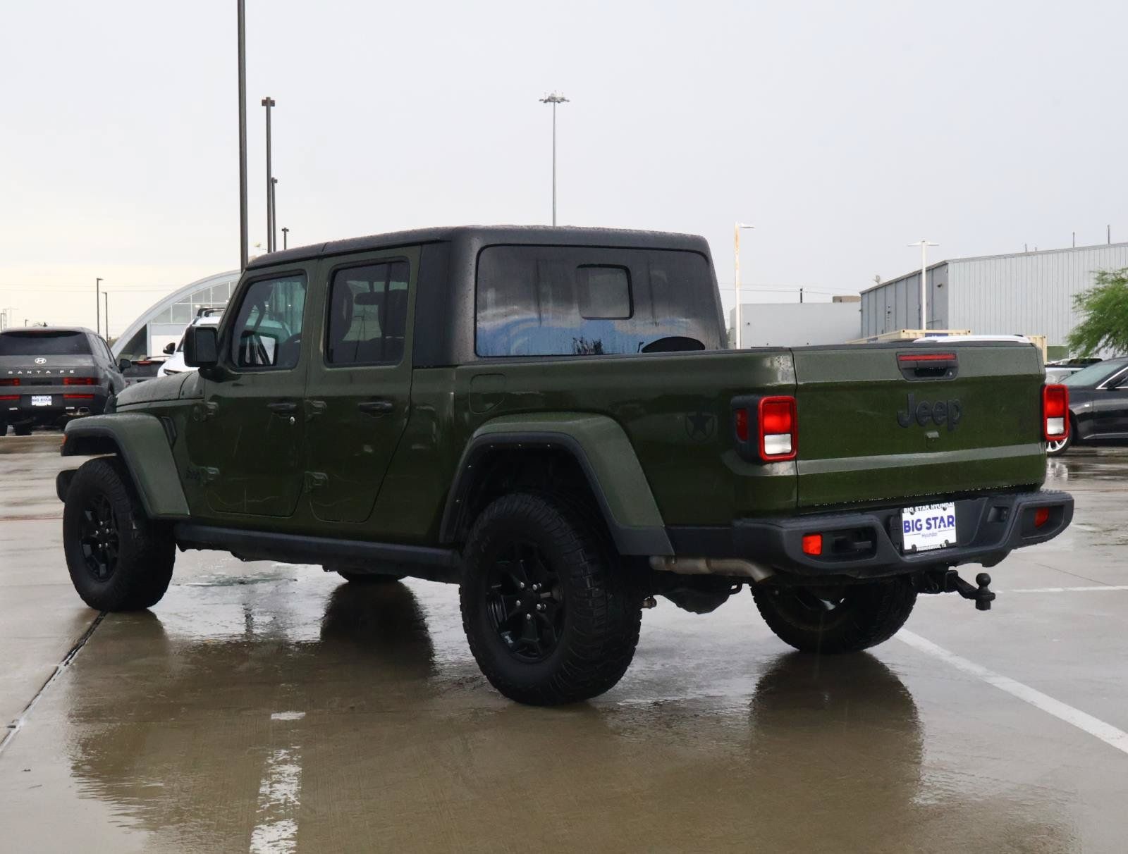 Used 2023 Jeep Gladiator Sport AWD/4WD image 3