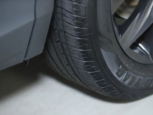 Certified 2023 Volkswagen Tiguan SE AWD/4WD image 37