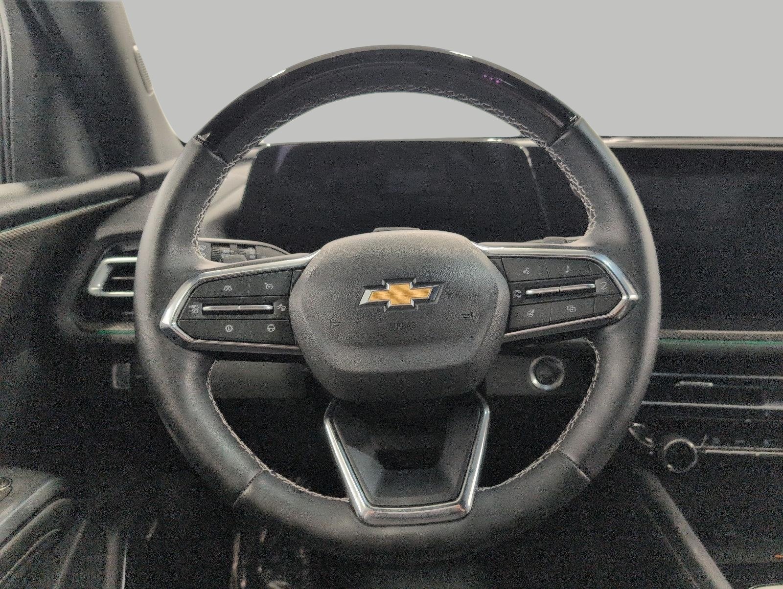 Used 2026 Chevrolet Traverse High Country w/ LPO, Floor Liner Package AWD/4WD image 6