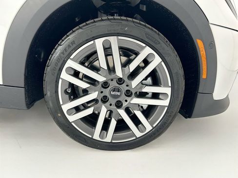 New 2026 MINI Cooper S image 31