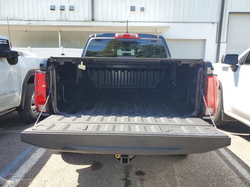 Used 2025 Chevrolet Colorado Trail Boss AWD/4WD image 9