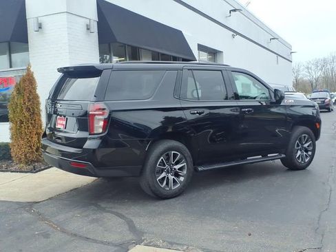 Used 2023 Chevrolet Tahoe Z71 w/ Luxury Package AWD/4WD image 4